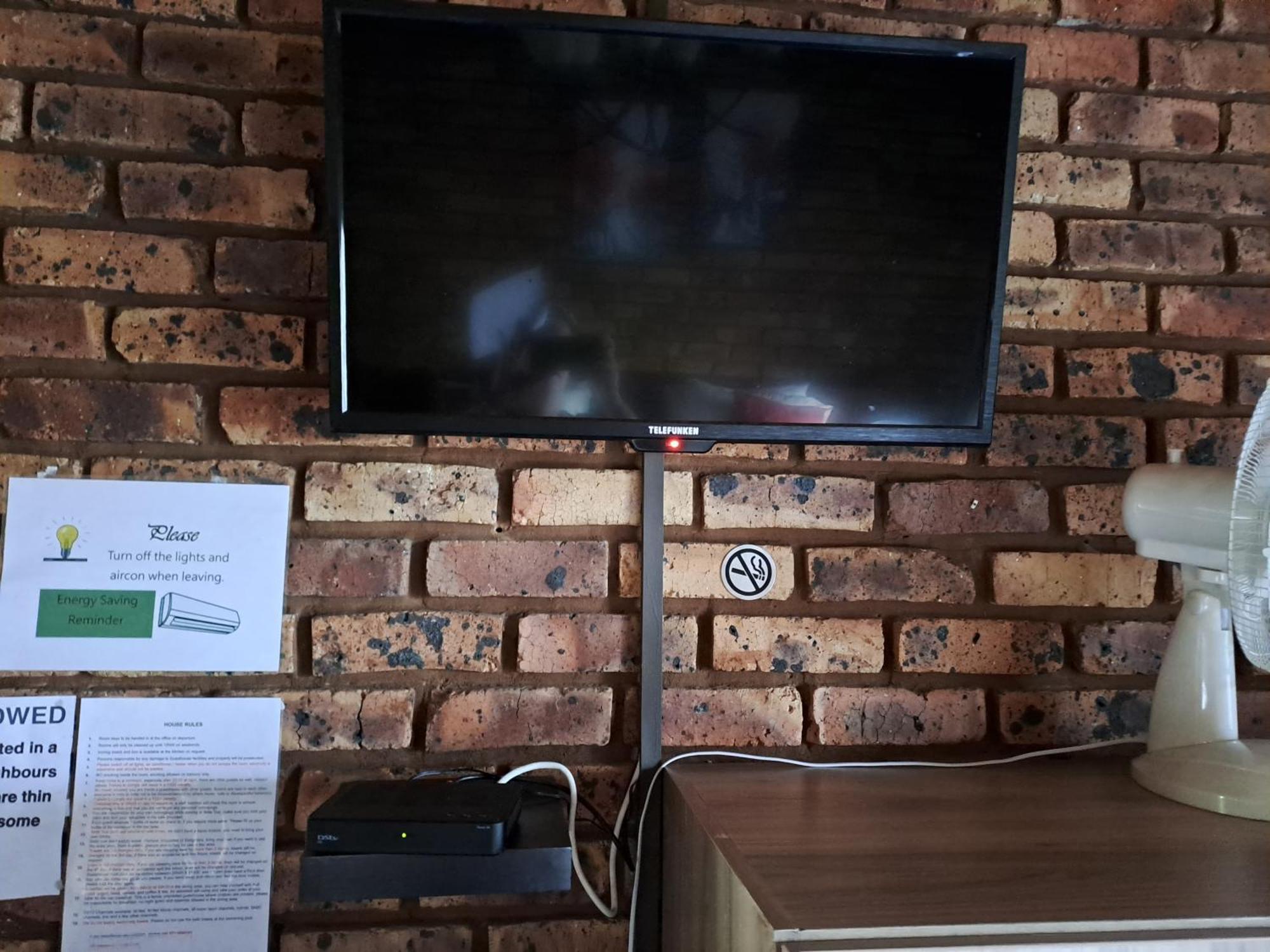 Belle Vue Guesthouse Hartbeespoort Ngoại thất bức ảnh