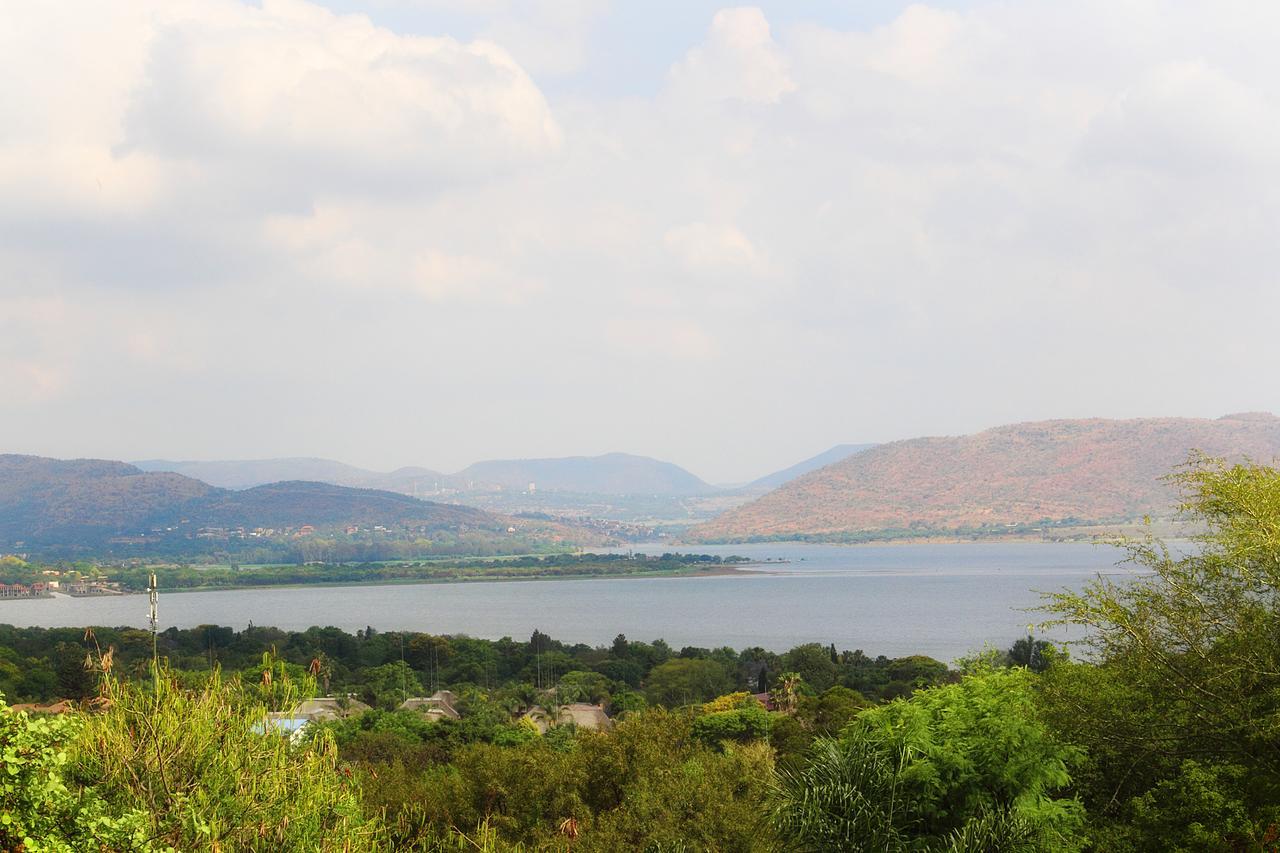 Belle Vue Guesthouse Hartbeespoort Ngoại thất bức ảnh