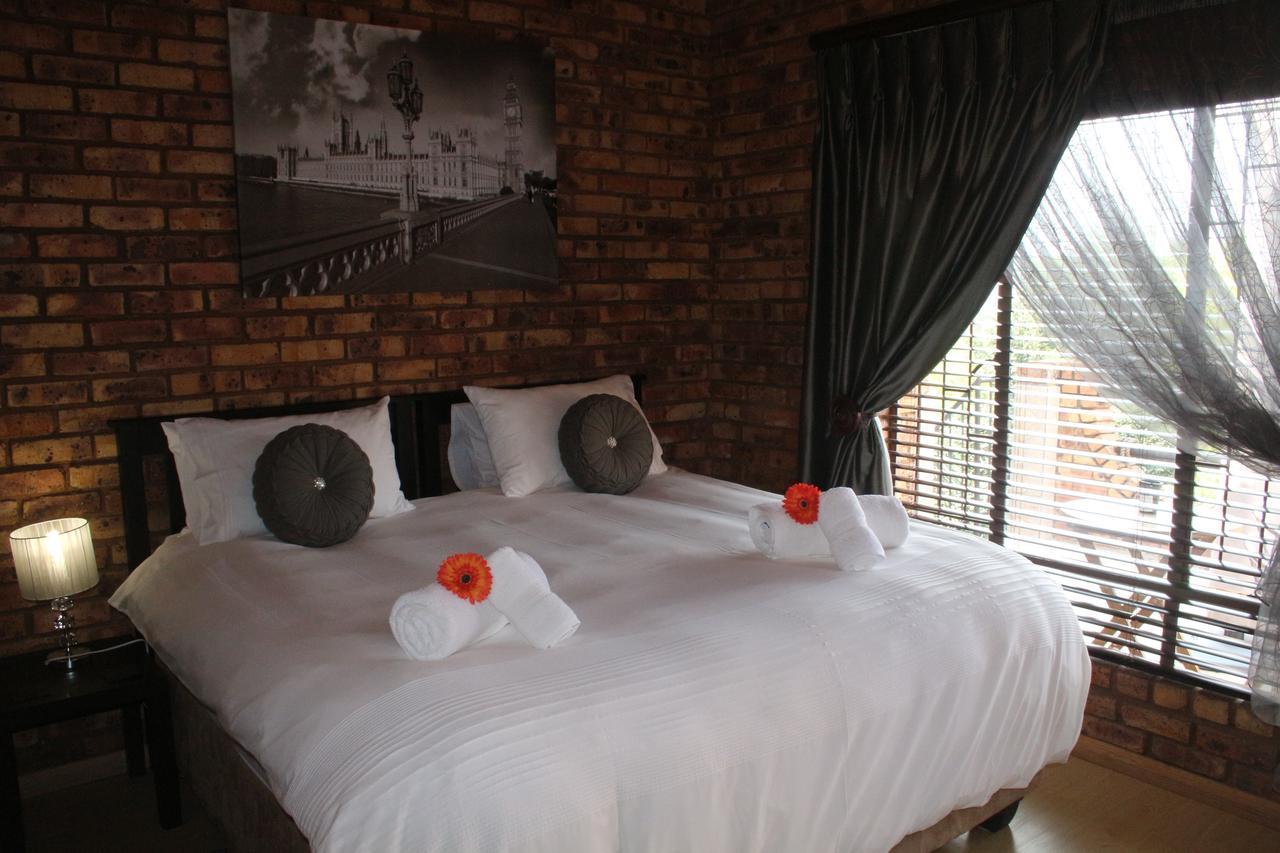 Belle Vue Guesthouse Hartbeespoort Ngoại thất bức ảnh