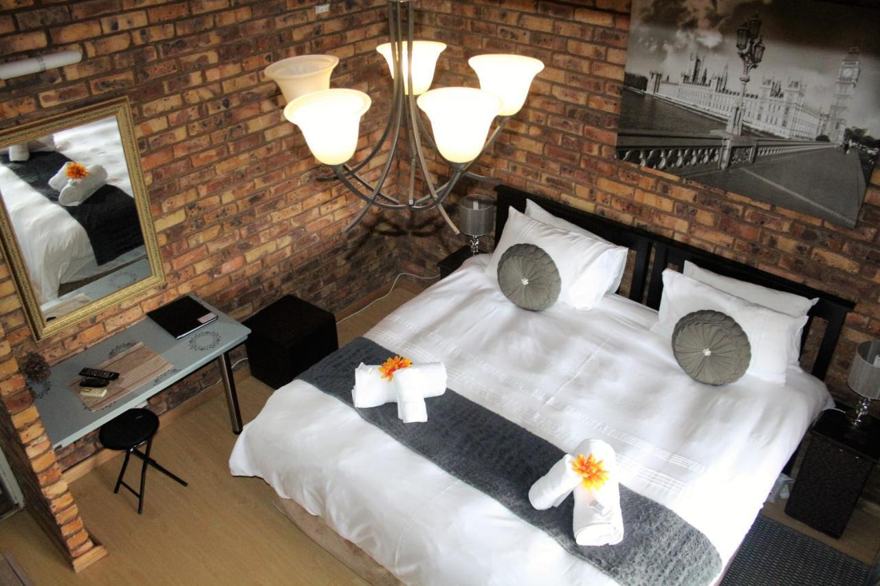 Belle Vue Guesthouse Hartbeespoort Ngoại thất bức ảnh