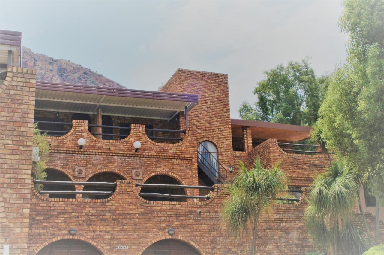 Belle Vue Guesthouse Hartbeespoort Ngoại thất bức ảnh