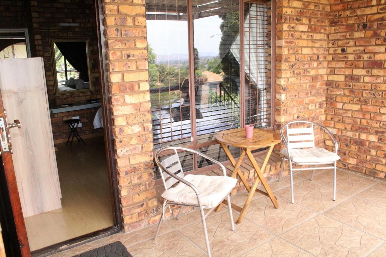 Belle Vue Guesthouse Hartbeespoort Ngoại thất bức ảnh
