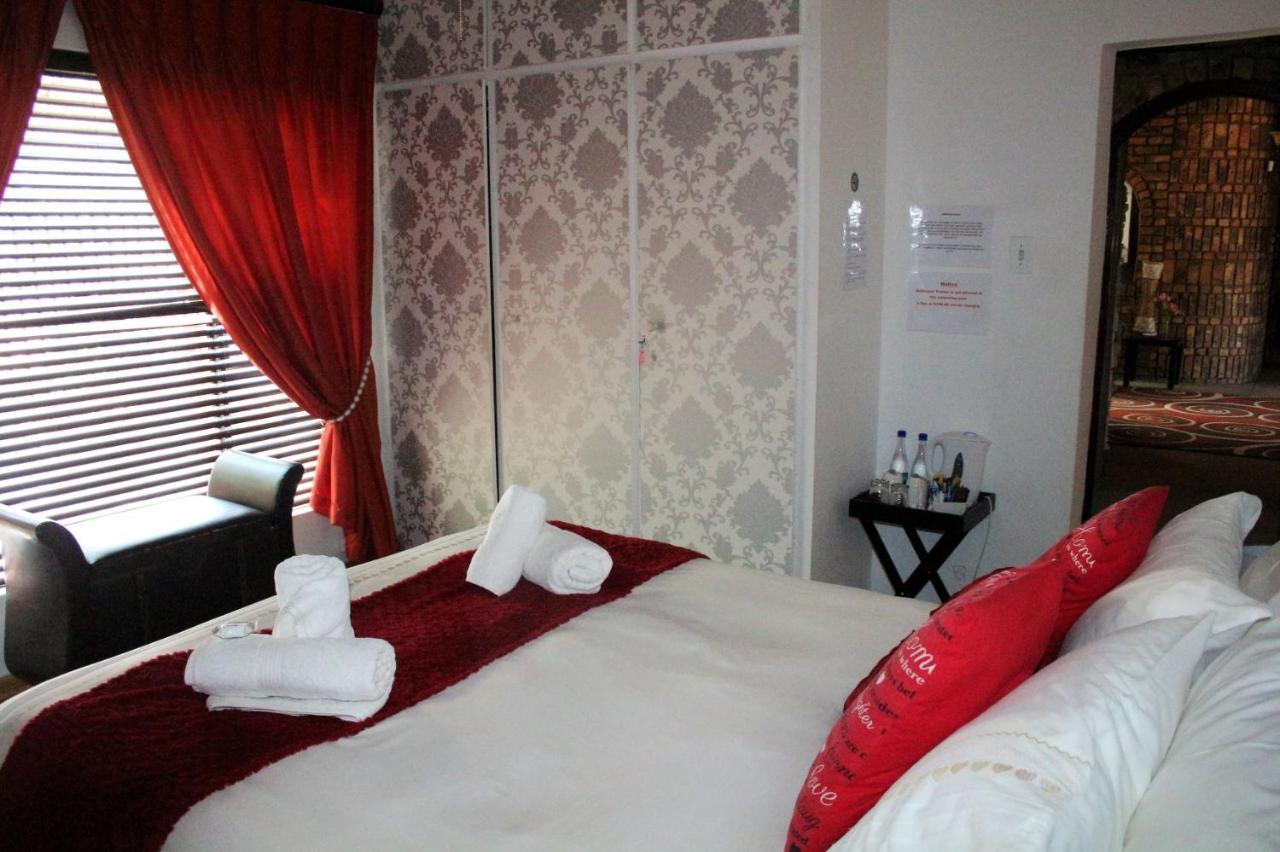Belle Vue Guesthouse Hartbeespoort Ngoại thất bức ảnh