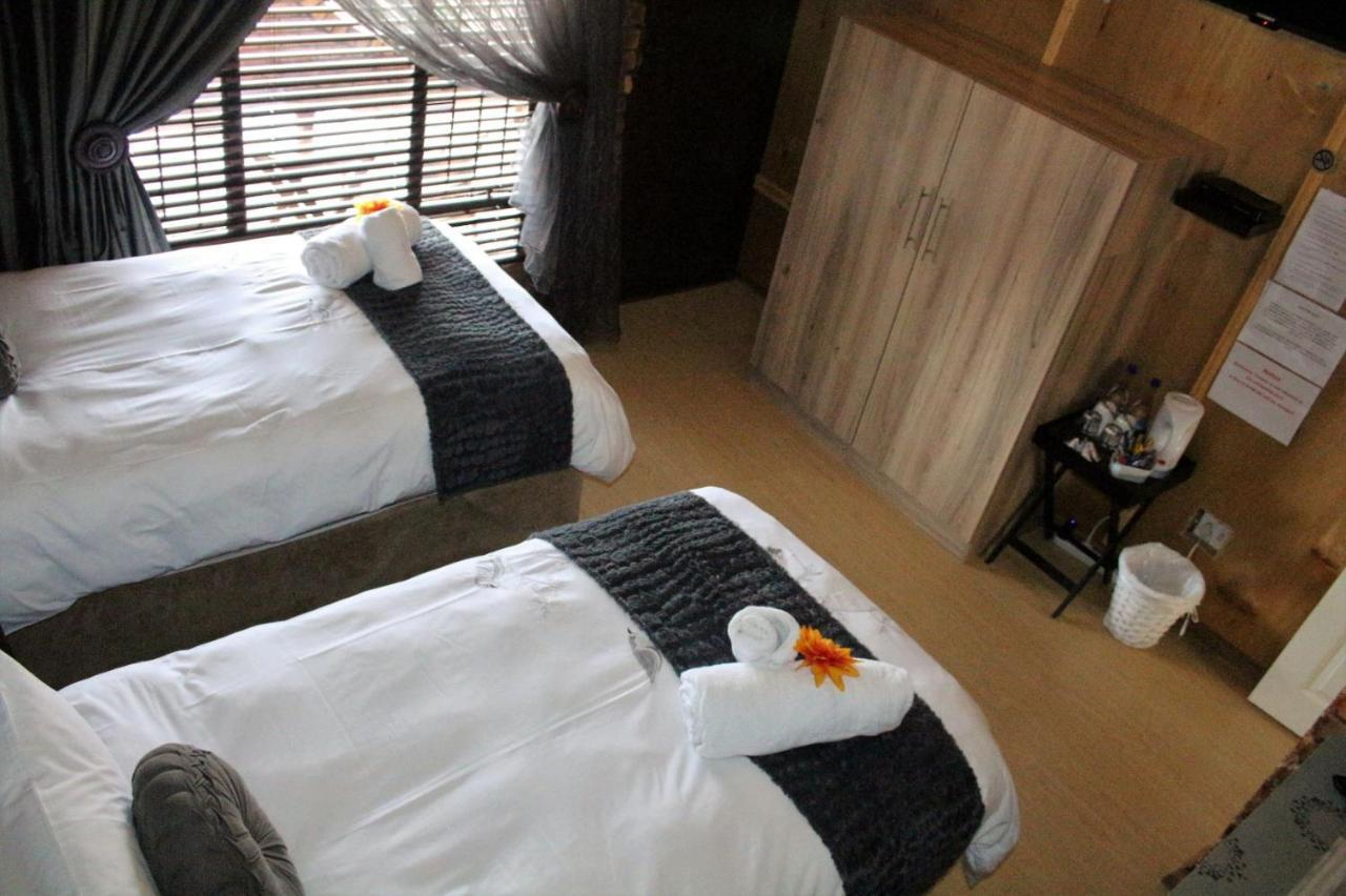 Belle Vue Guesthouse Hartbeespoort Ngoại thất bức ảnh